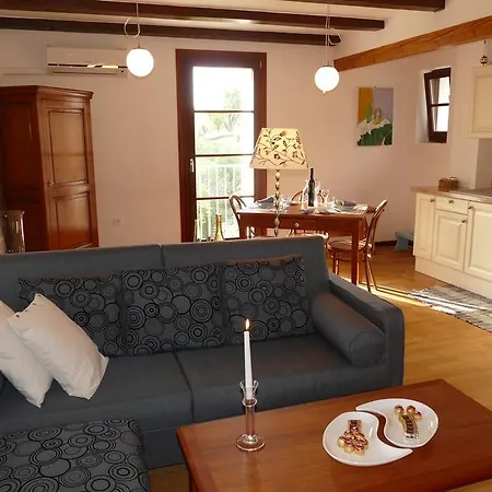 Summer Residence Illyria *